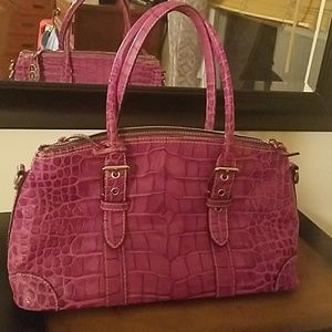 Dooney & Bourke